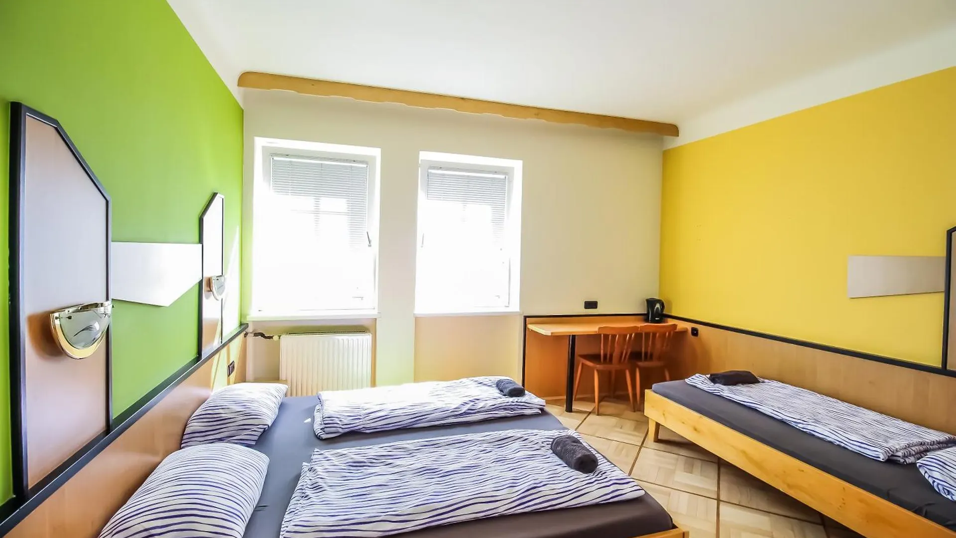 民宿 Cozy Rooms - U3 Hutteldorferstrasse 维也纳