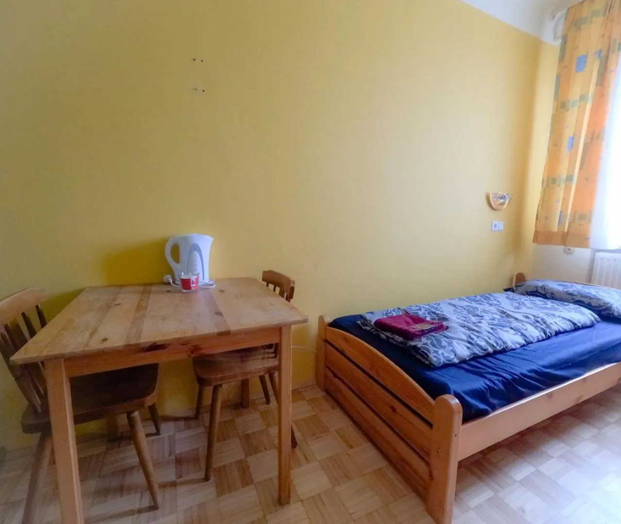 Cozy Rooms - U3 Hutteldorferstrasse Vienna