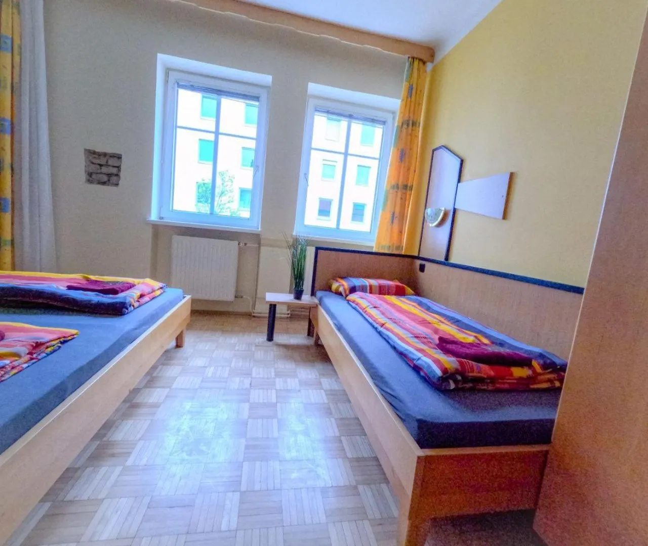 Homestay Cozy Rooms - U3 Hutteldorferstrasse Vienna