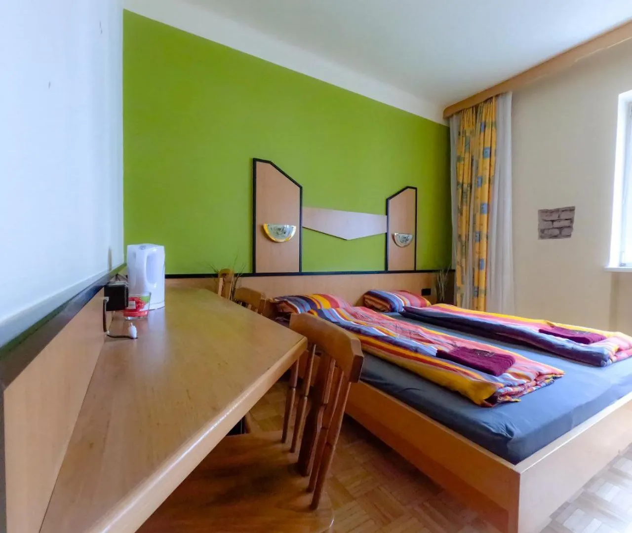 Cozy Rooms - U3 Hutteldorferstrasse Vienna