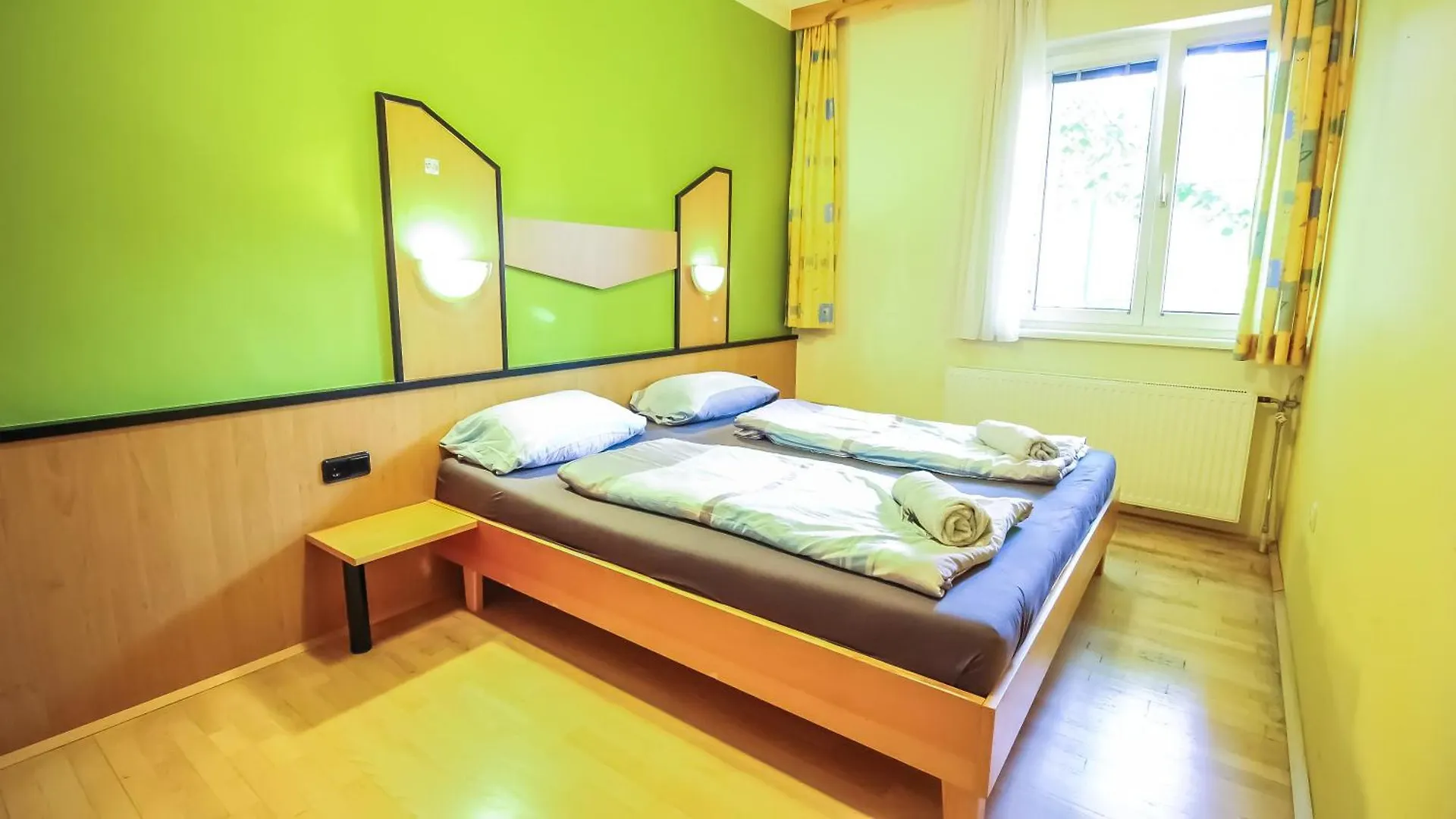 Cozy Rooms - U3 Hutteldorferstrasse Vienna 0*,  Austria