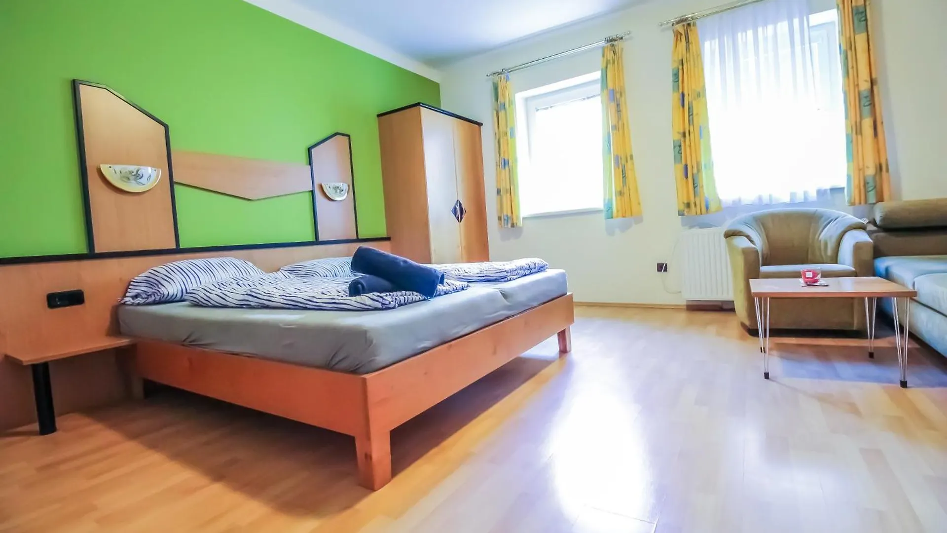 Cozy Rooms - U3 Hutteldorferstrasse Vienna 0*,